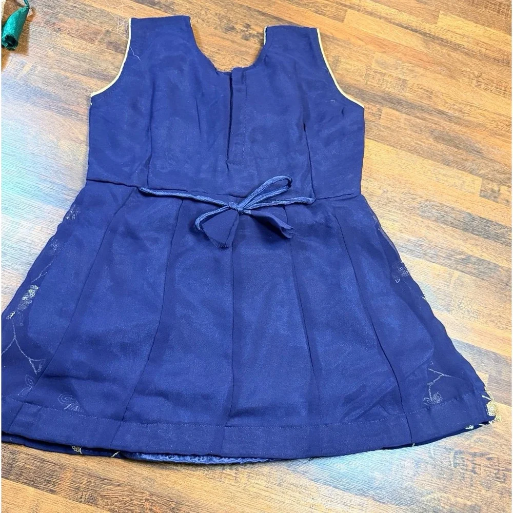 Girls navy blue and gold flower sequined dress.  Size 2T party dress, event.